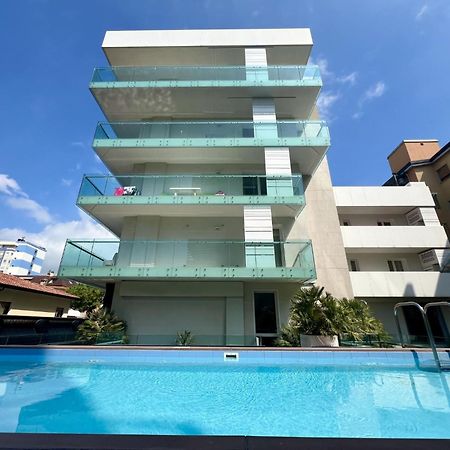 Apartment Fiore-2 By Interhome Линьяно-Саббьядоро Экстерьер фото
